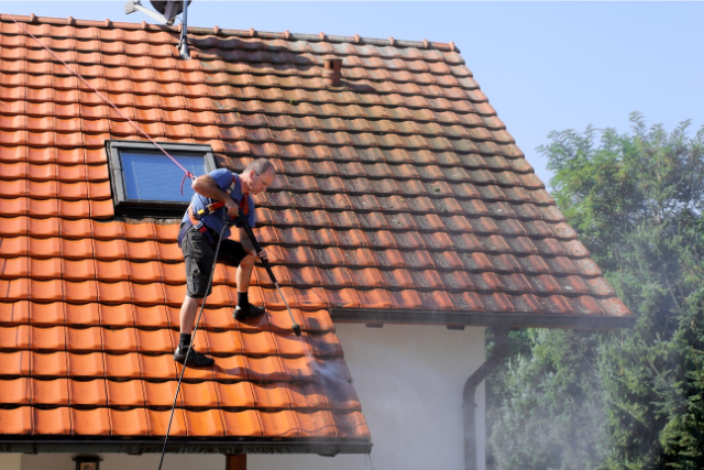 Waco Roof cleaning with high pressure